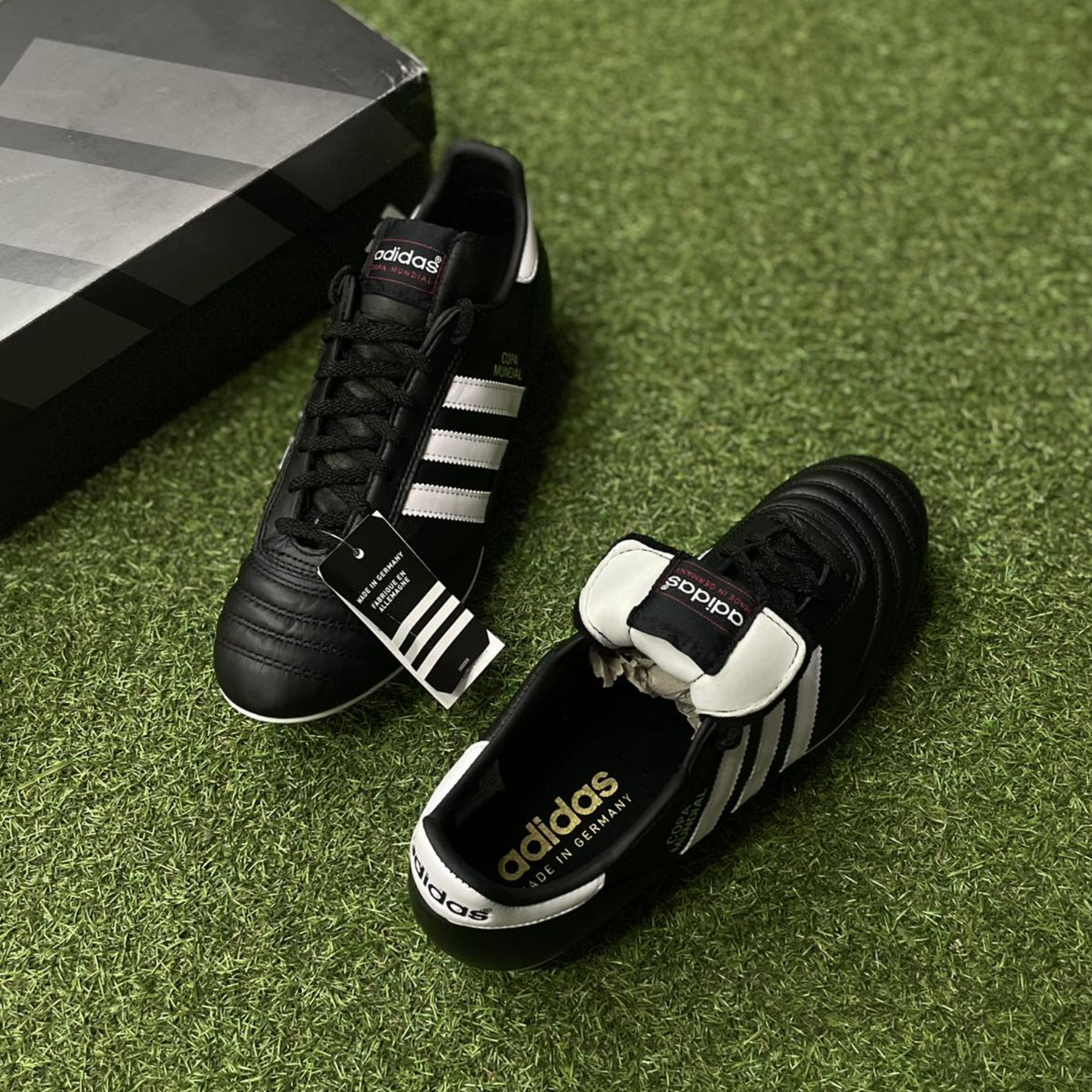 Adidas | Copa Mundial